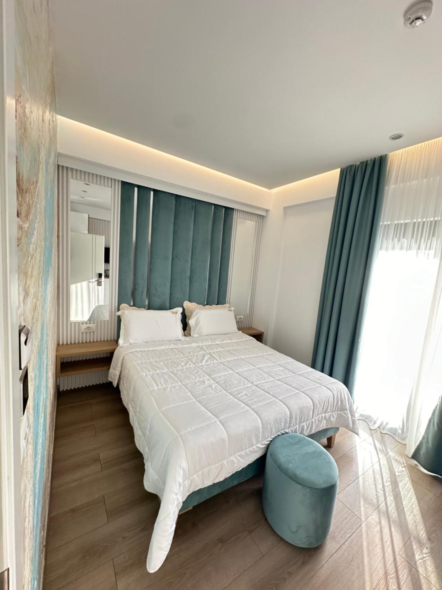 Ilio Boutique Ksamil
