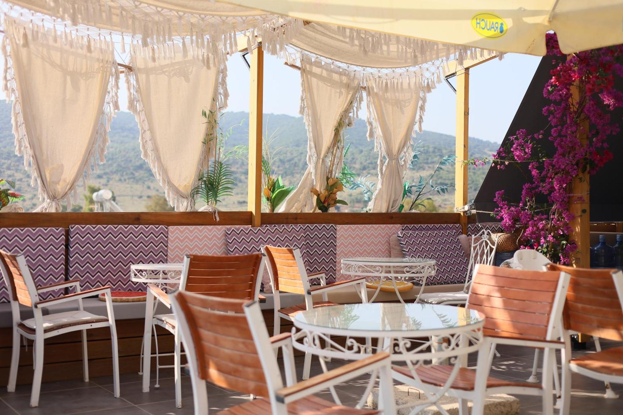 Ilio Boutique Hotel 4*