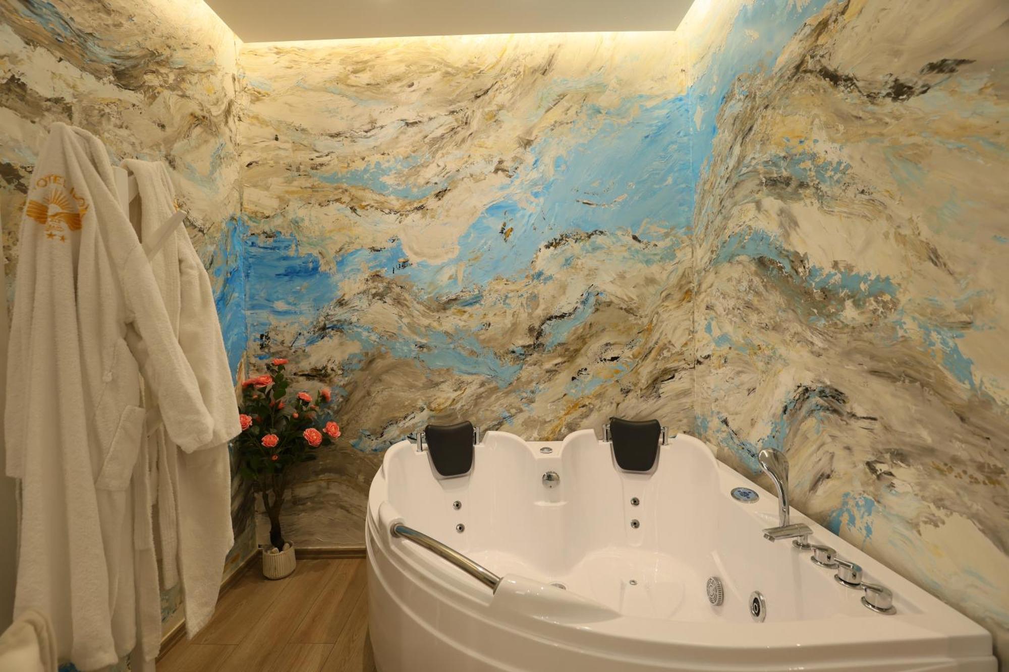 Ilio Boutique 4*